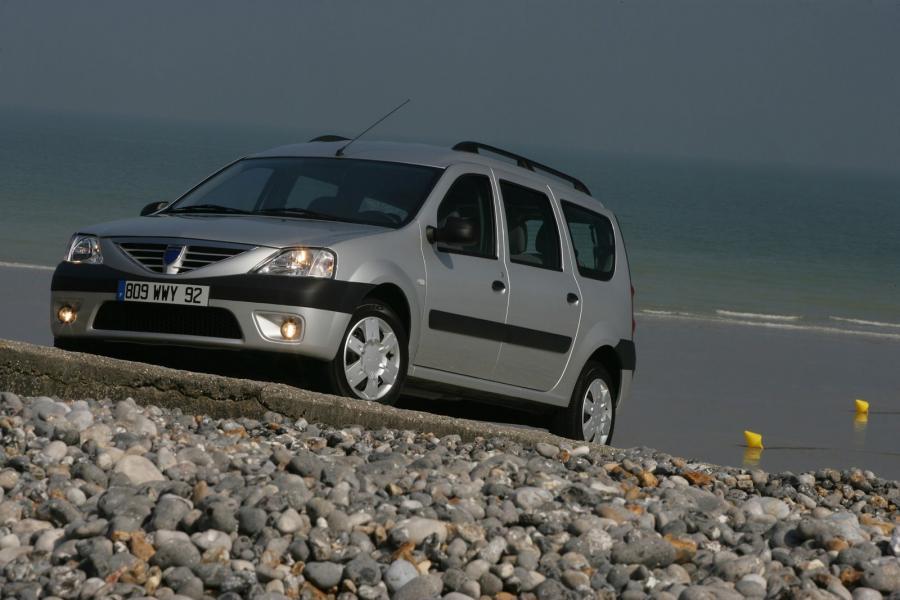  Dacia Logan MCV 2008 года  (фото 38 из 67)